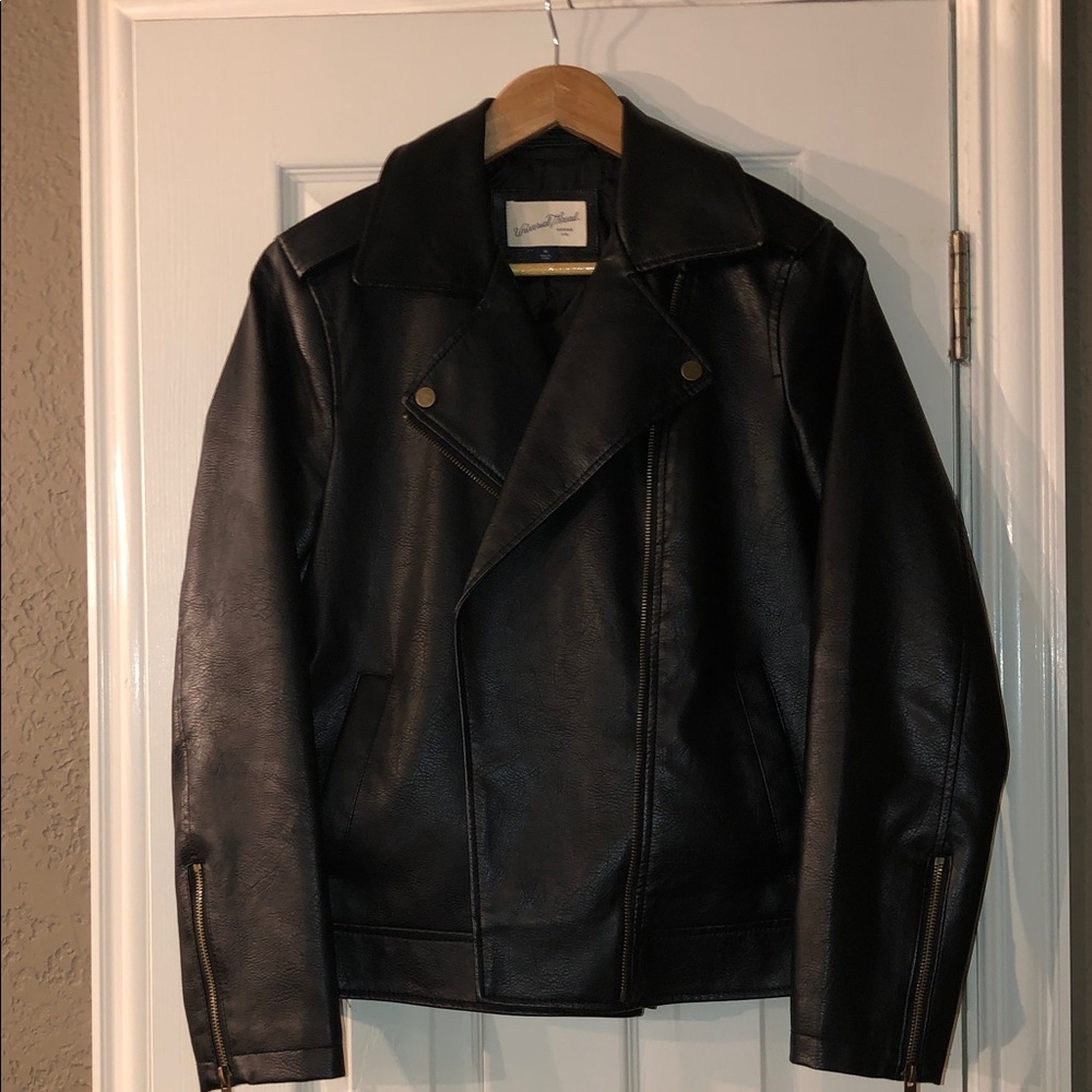 Universal Threads faux leather jacket 🏍️